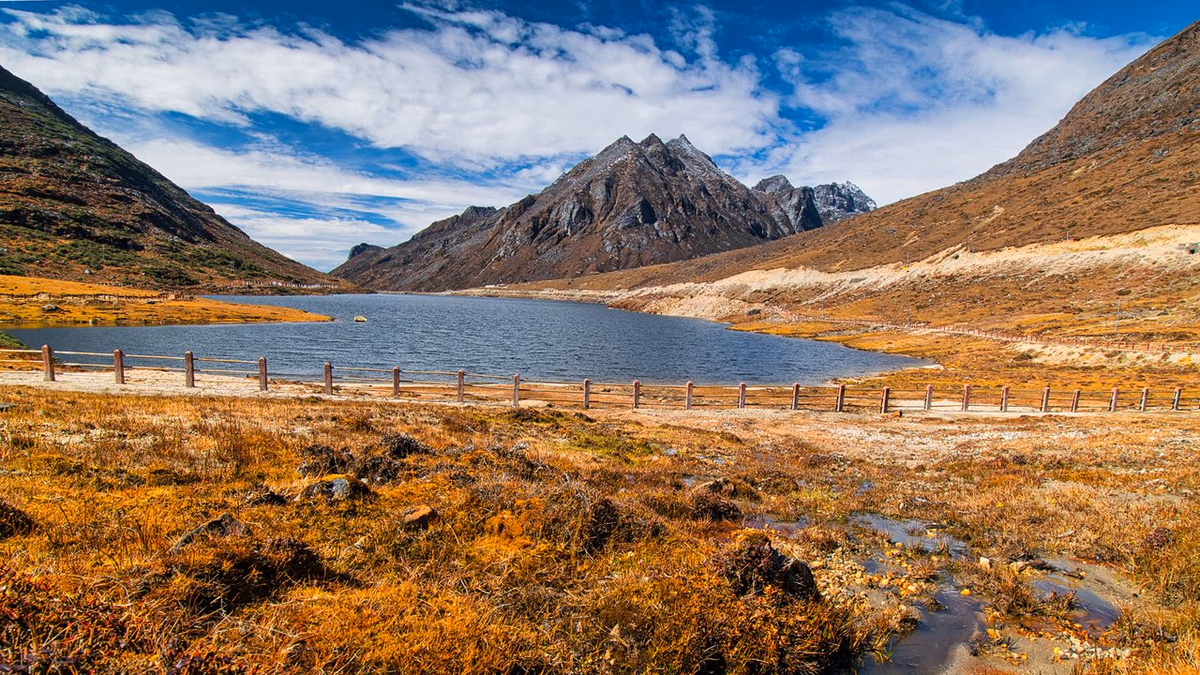 Sela Pass & Nuranang Falls